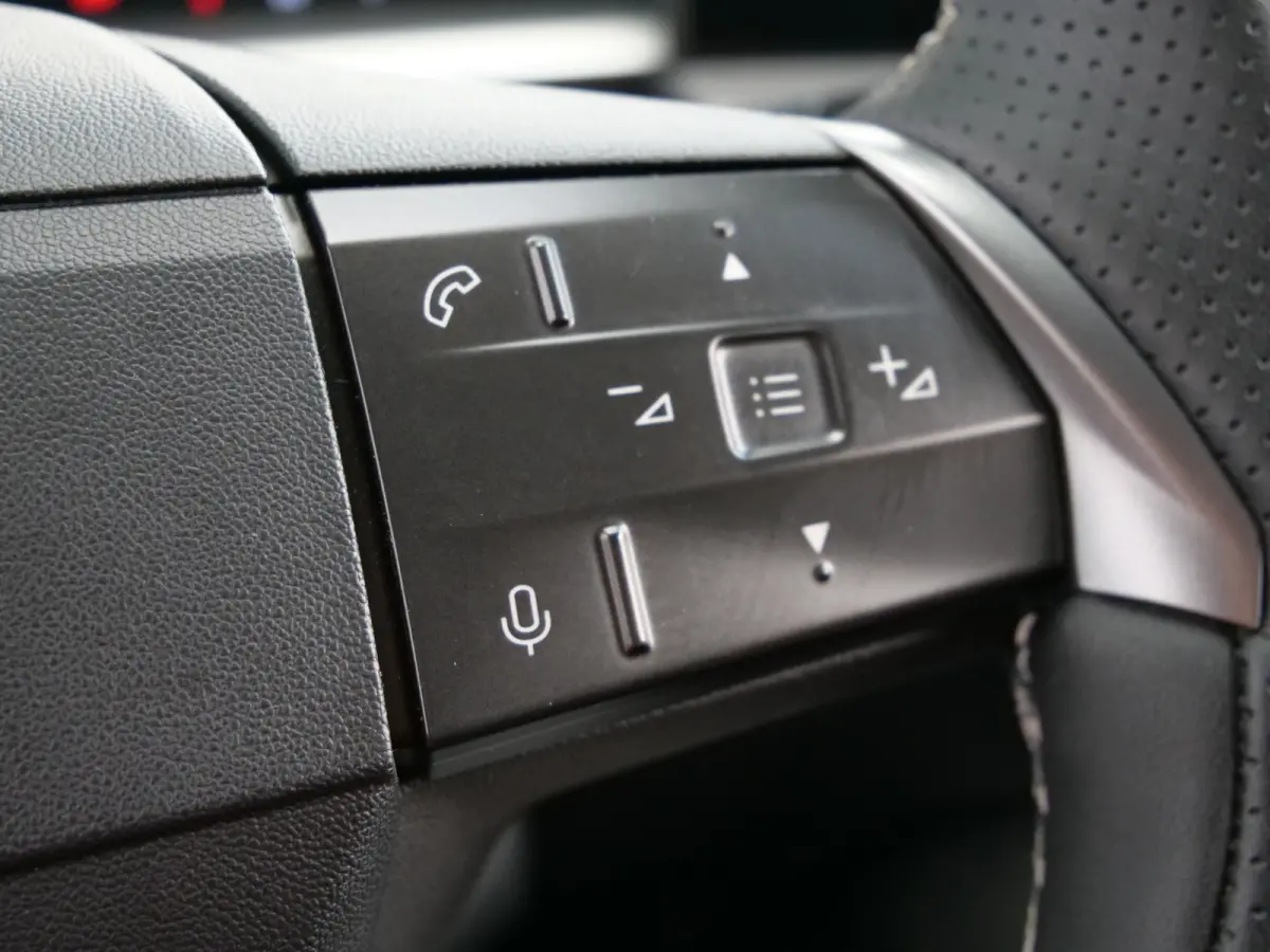 1.2 Turbo Hybrid GS 136 Pk Automaat Navi / DAB / Apple Carplay / Camera / Stoelverwarming