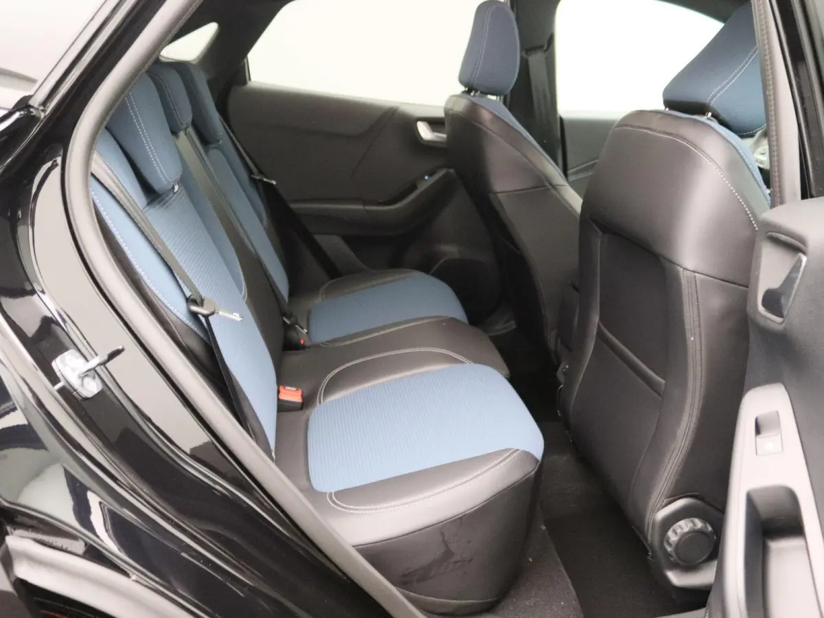 1.0 EcoBoost BlueCruise Edition | UIT VOORRAAD LEVERBAAR | 155 pk Automaat | Winter pack | €5.000 KORTING |