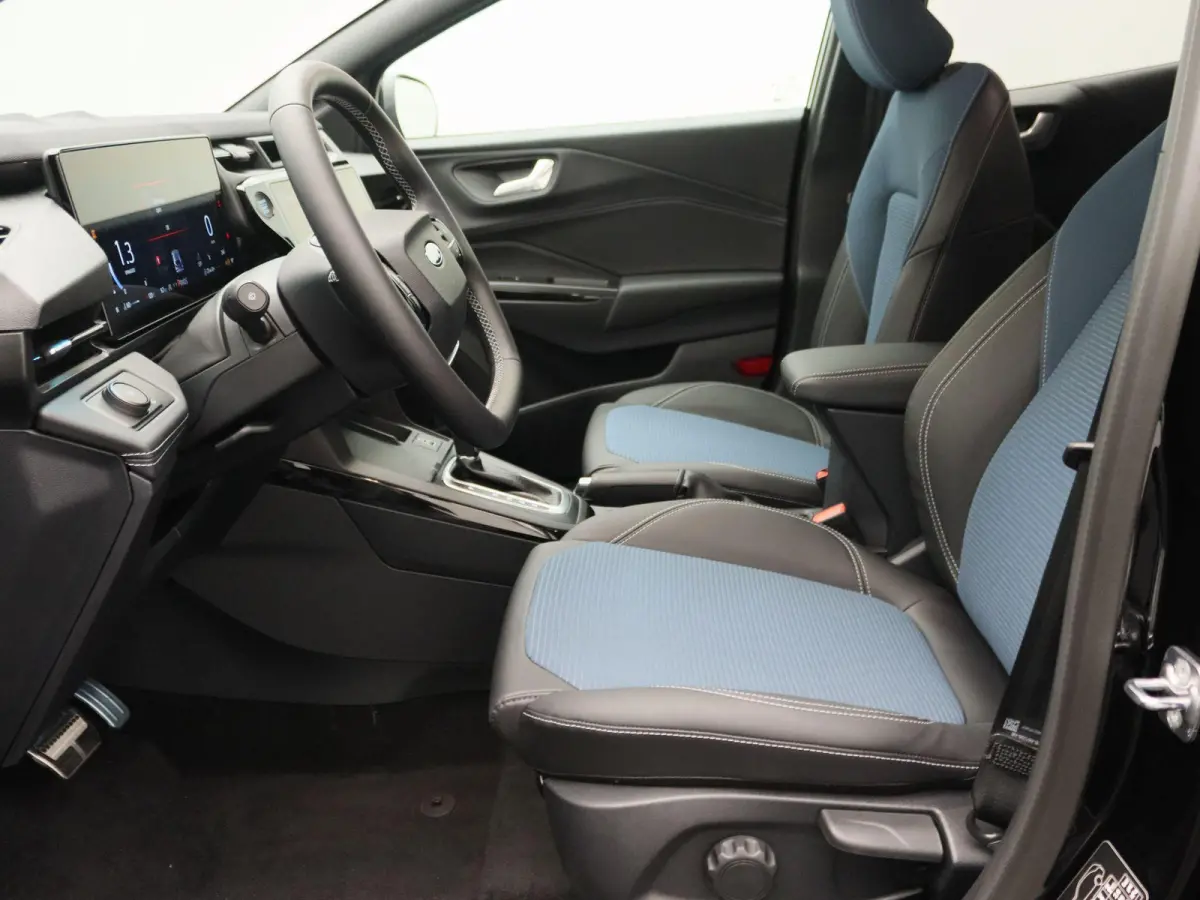 1.0 EcoBoost BlueCruise Edition | UIT VOORRAAD LEVERBAAR | 155 pk Automaat | Winter pack | €5.000 KORTING |