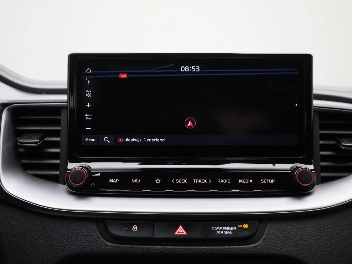 1.0 T-GDi DynamicLine | Apple Carplay / Android Auto | Camera | Parkeersensoren | Climate Control |
