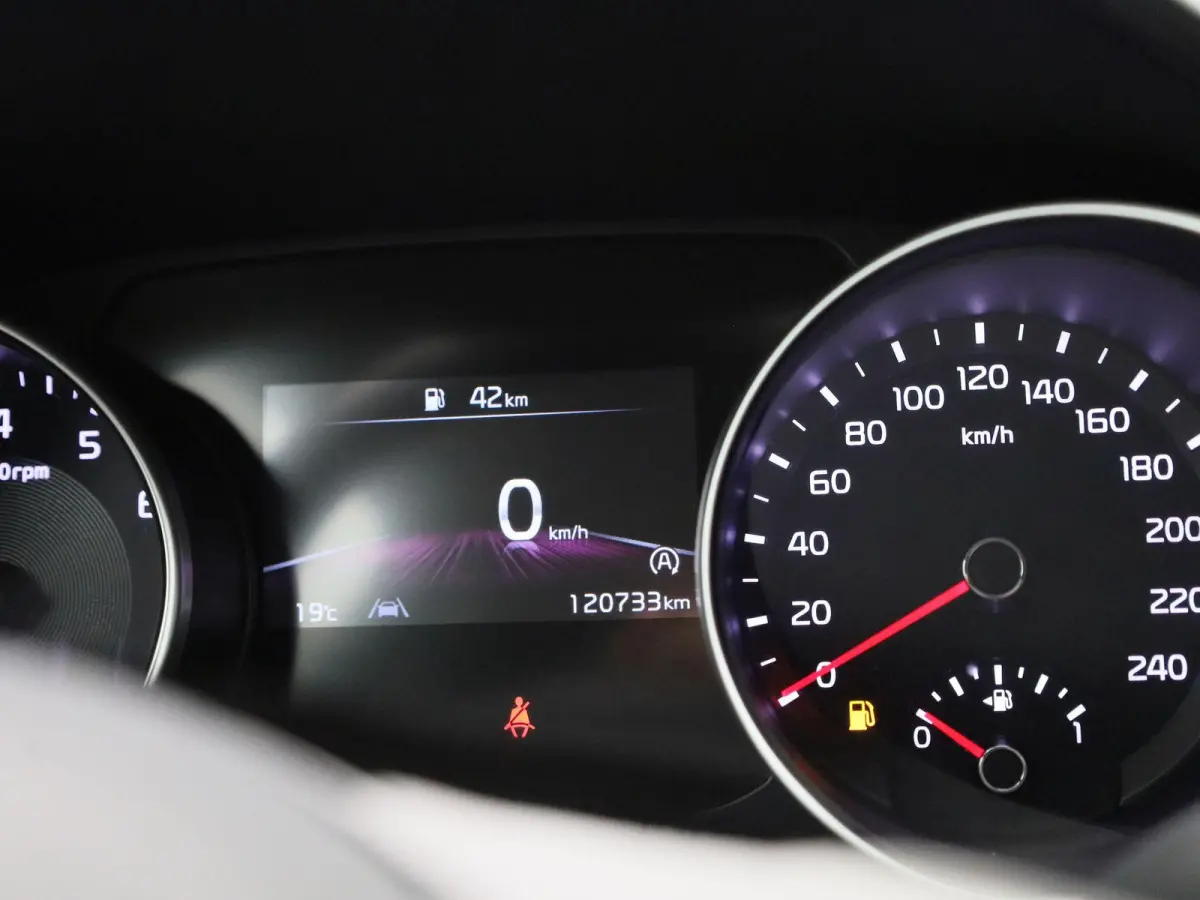1.0 T-GDi DynamicLine | Apple Carplay / Android Auto | Camera | Parkeersensoren | Climate Control |