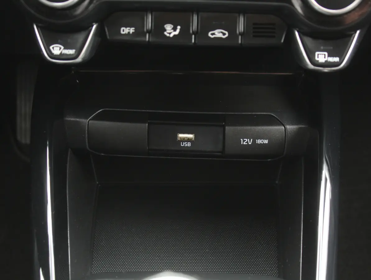 1.0 T-GDi MHEV DynamicPlusLine CLIMATE | CAMERA | CARPLAY | LED | LMV16 | NAVI | CRUISE | DAB | PDC
