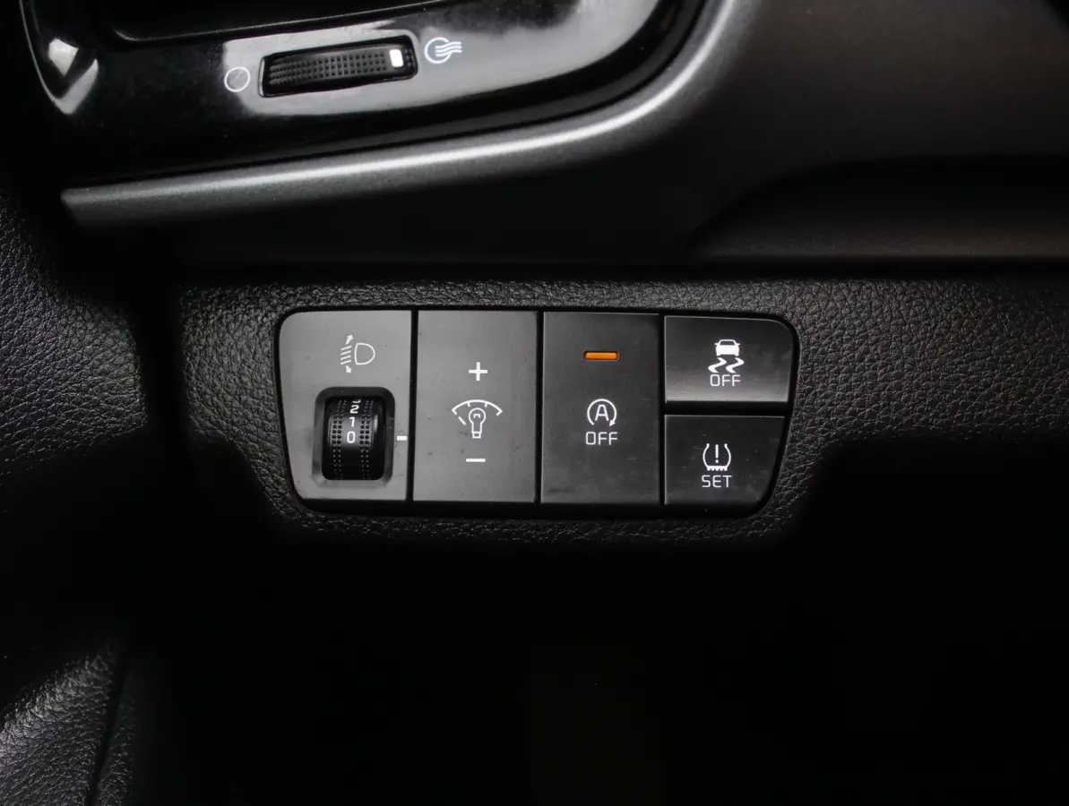 1.0 T-GDi MHEV DynamicPlusLine CLIMATE | CAMERA | CARPLAY | LED | LMV16 | NAVI | CRUISE | DAB | PDC