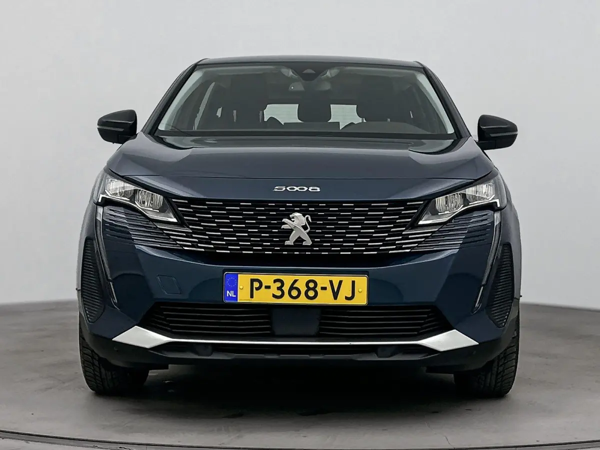 SUV 130pk Automaat Active Pack | 1ste eigenaar | Camera | Navigatie | 7 persoons | LED lampen | Camera