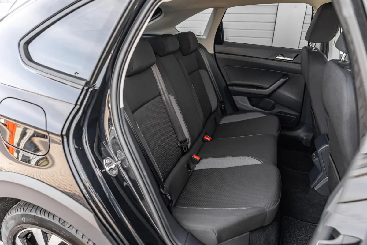 1.0 TSI 95pk Life Edition | Navigatie | App Connect | Achteruitrijcamera