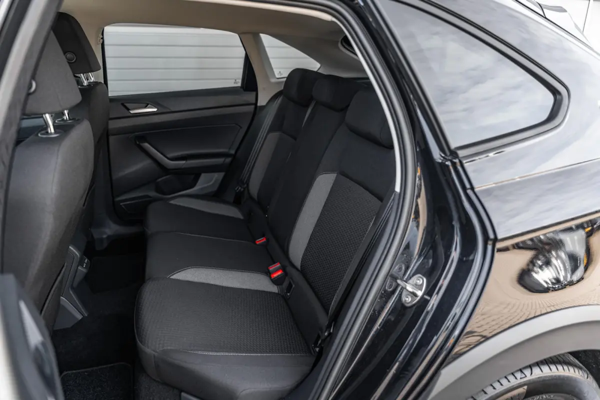 1.0 TSI 95pk Life Edition | Navigatie | App Connect | Achteruitrijcamera