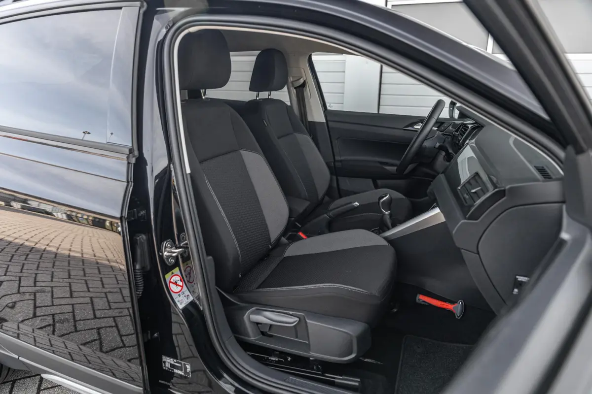 1.0 TSI 95pk Life Edition | Navigatie | App Connect | Achteruitrijcamera