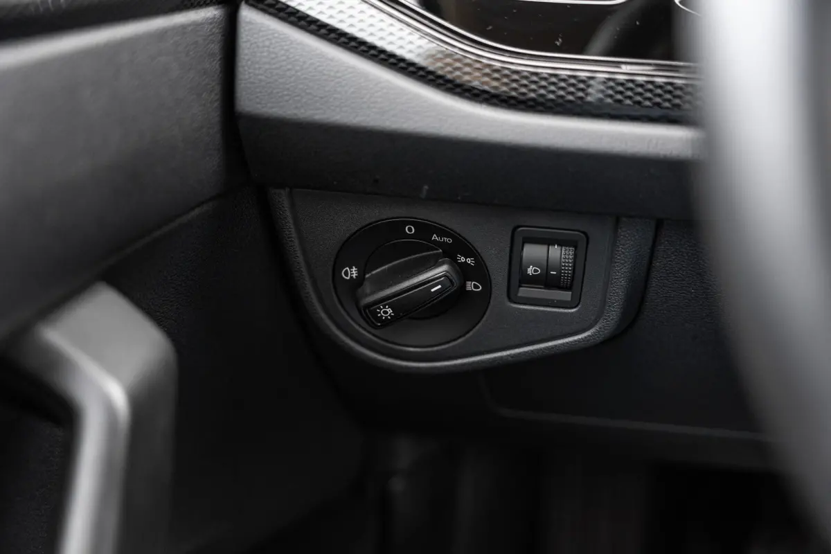 1.0 TSI 95pk Life Edition | Navigatie | App Connect | Achteruitrijcamera