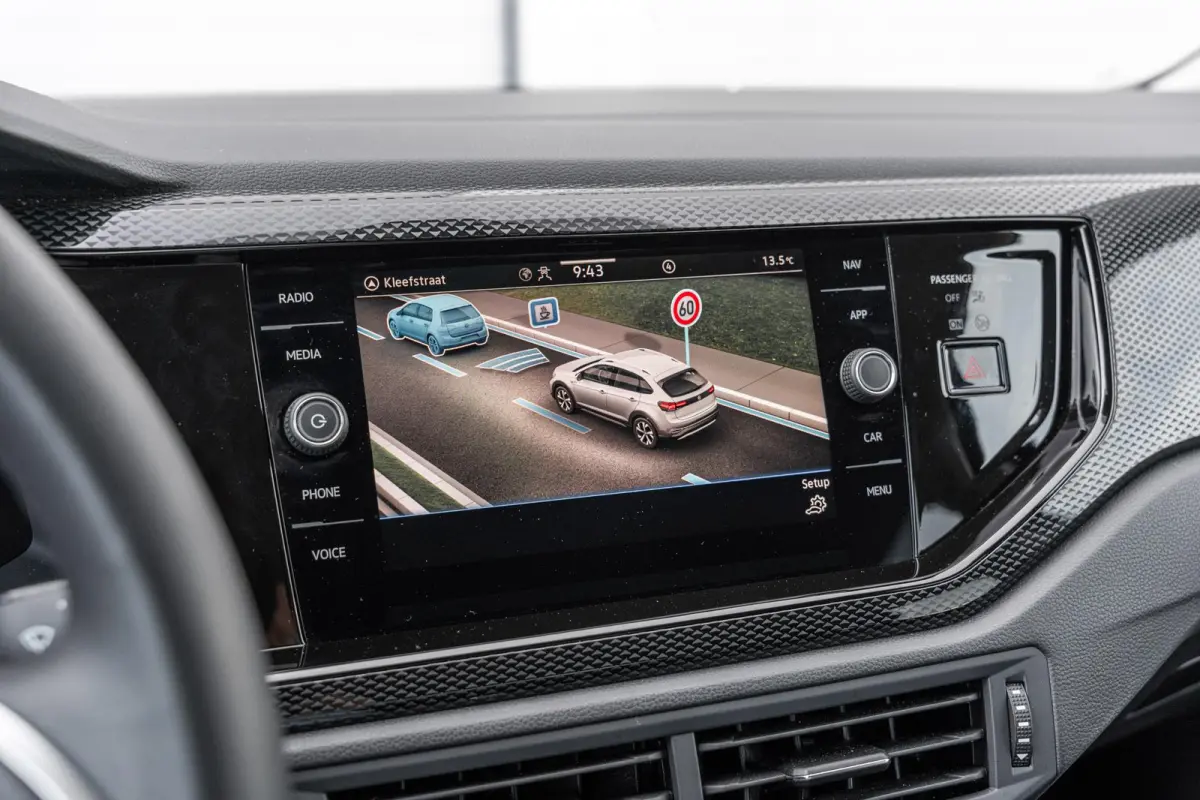 1.0 TSI 95pk Life Edition | Navigatie | App Connect | Achteruitrijcamera