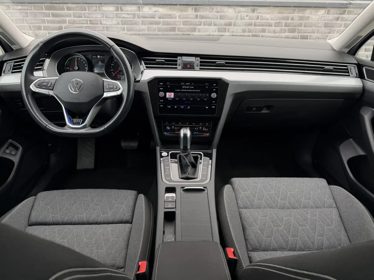 1.4 TSI PHEV GTE Business | Carplay | Camera | LED | Navi | Adap. Cruise