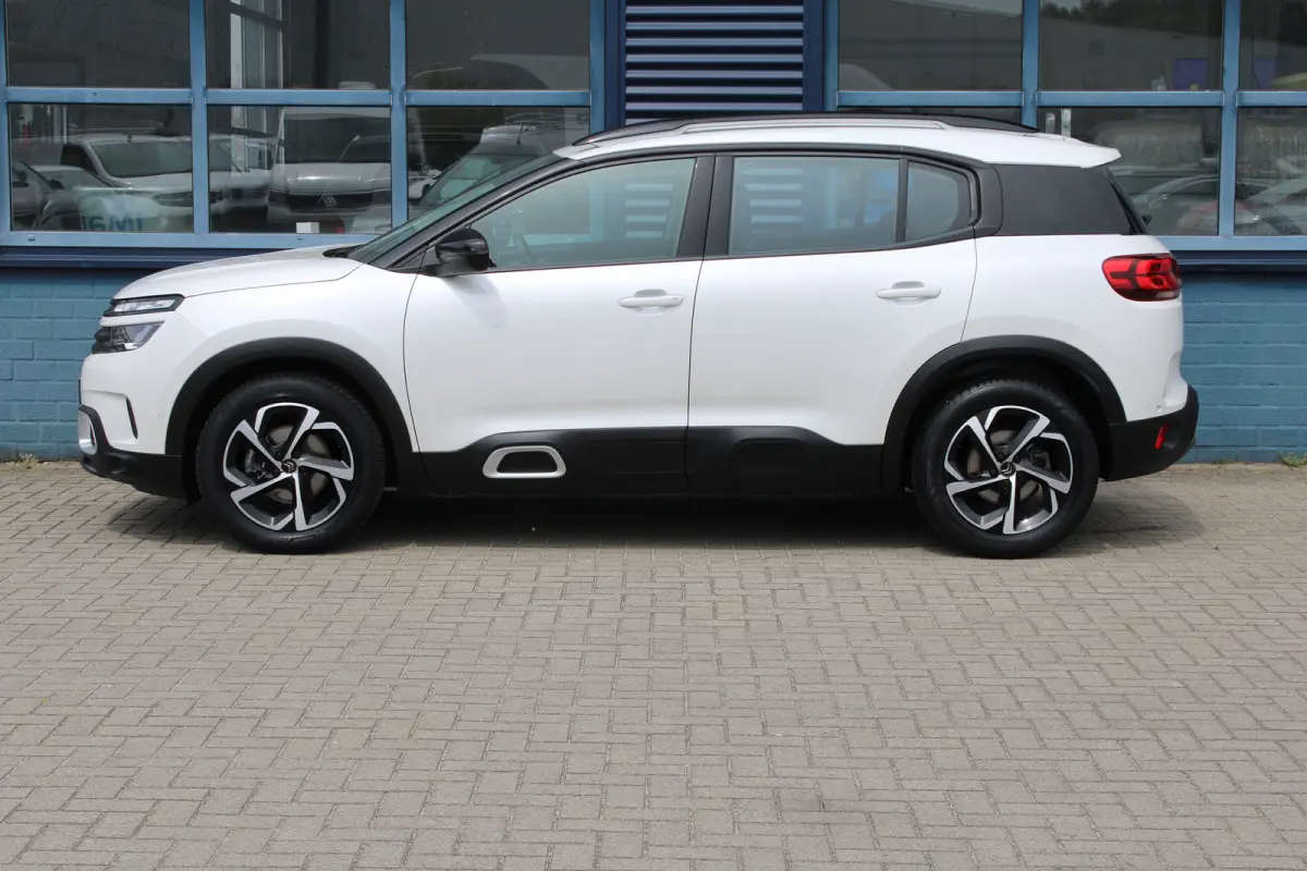 1.2 PureTech Business | camera | navigatie | climate controle | apple carplay/android auto |