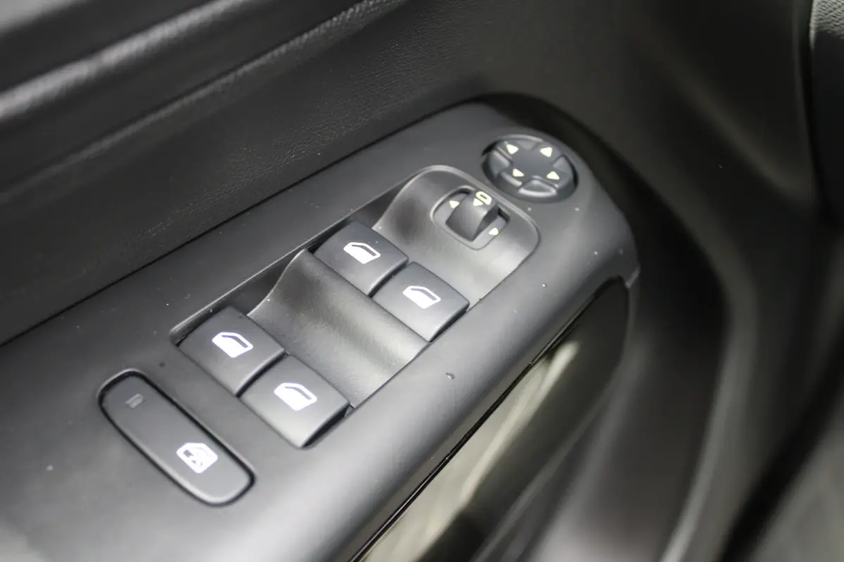 1.2 PureTech Business | camera | navigatie | climate controle | apple carplay/android auto |