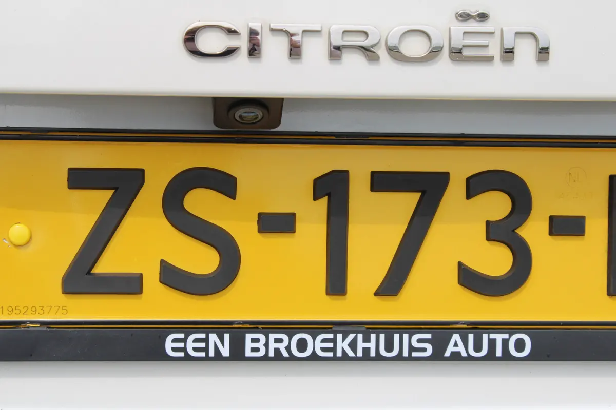 1.2 PureTech Business | camera | navigatie | climate controle | apple carplay/android auto |