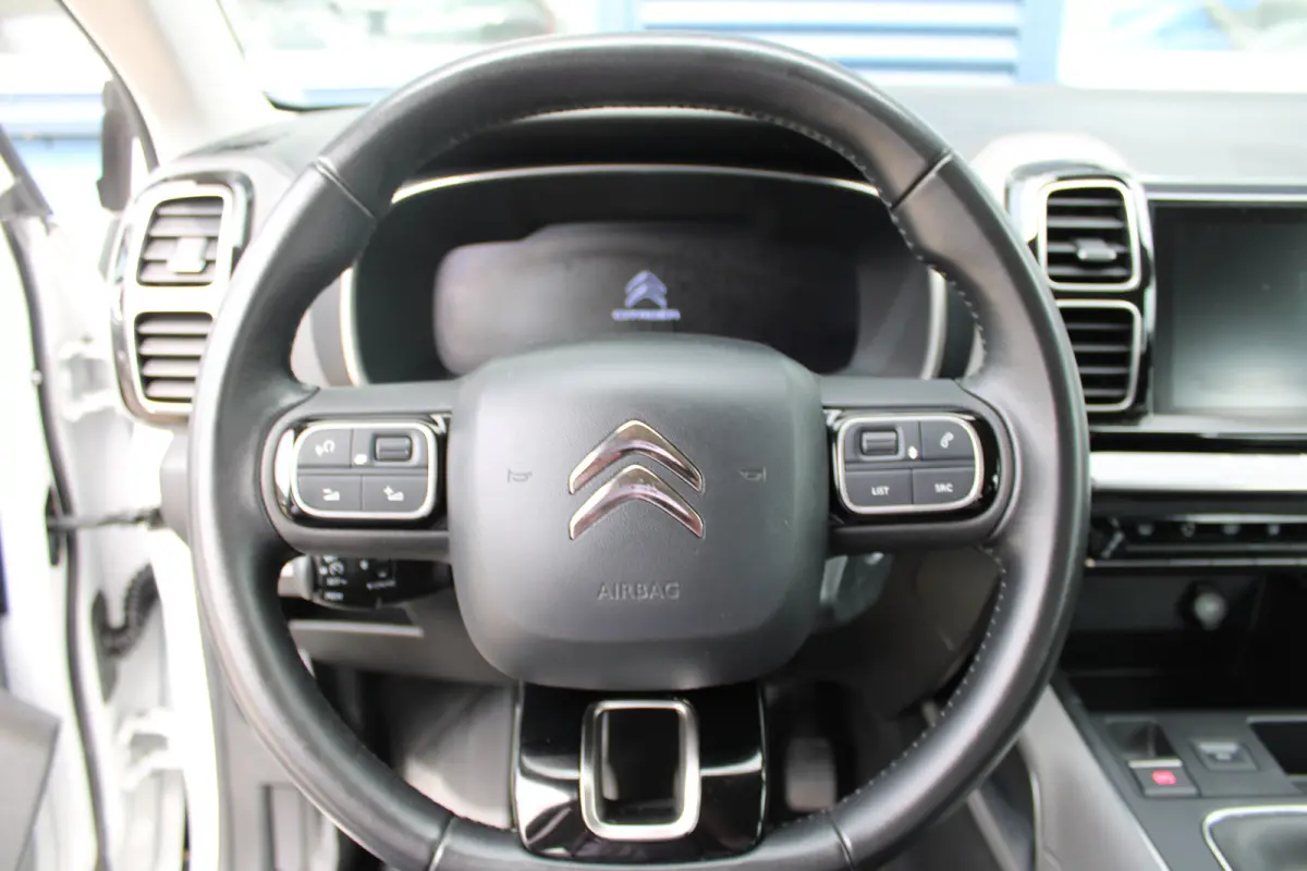 1.2 PureTech Business | camera | navigatie | climate controle | apple carplay/android auto |