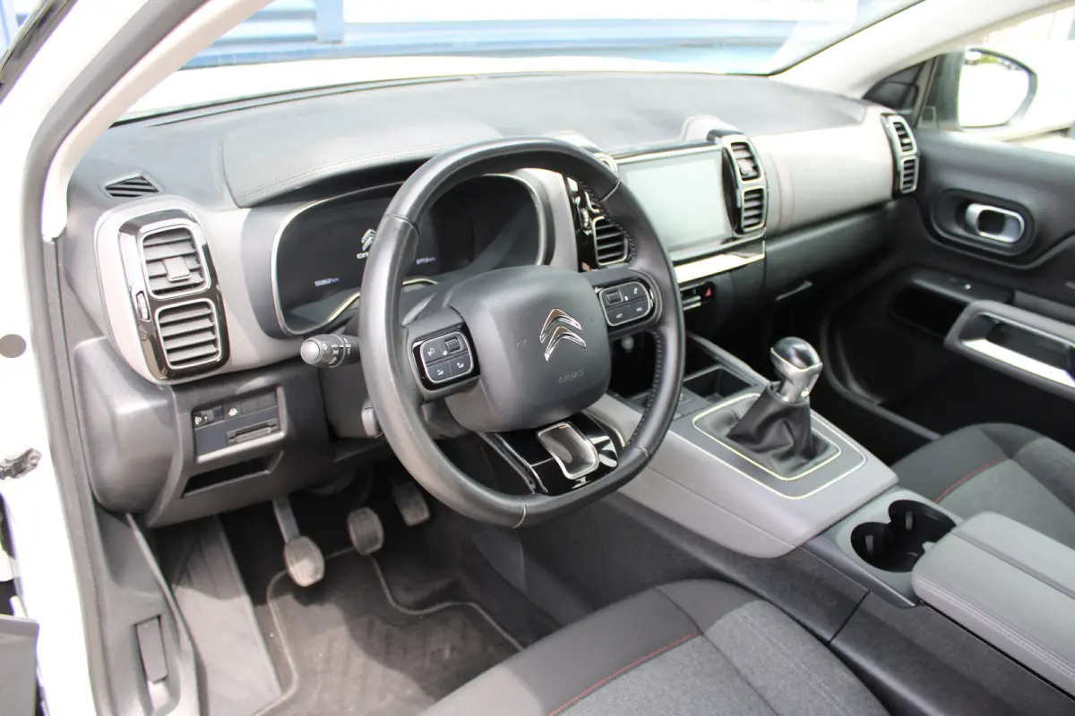 1.2 PureTech Business | camera | navigatie | climate controle | apple carplay/android auto |