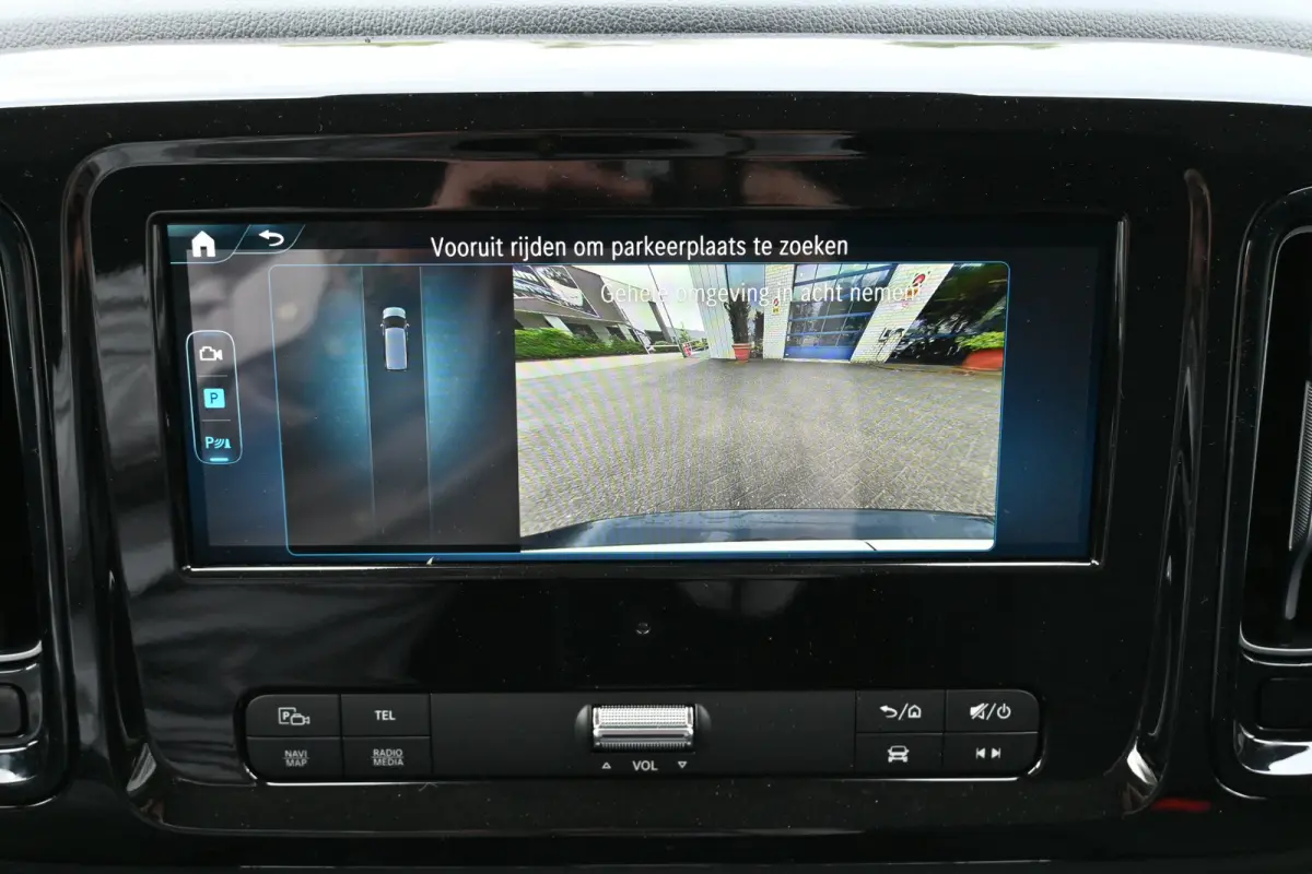 112 Facelift L2 60 kWh Pro Snellader, Smartphone integratiepakket, Leder stuur, Winter pakket, Etc.