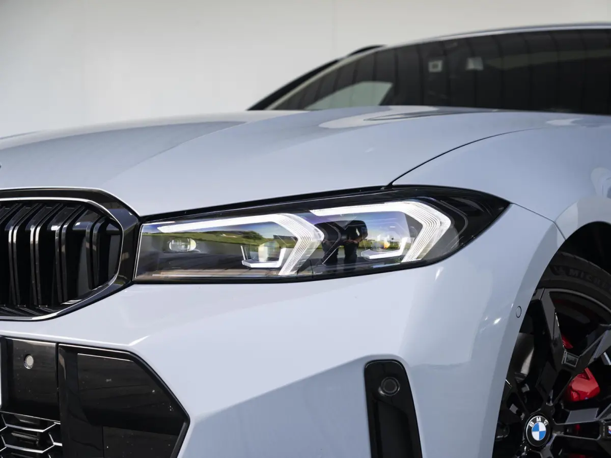 330e | M Sportpakket Pro | Innovation Pack | 19 inch | Stuurwielrand verwarmd | Glazen panoramadak | Trekhaak | Adaptive Cruise Control | Parking Assistant Plus