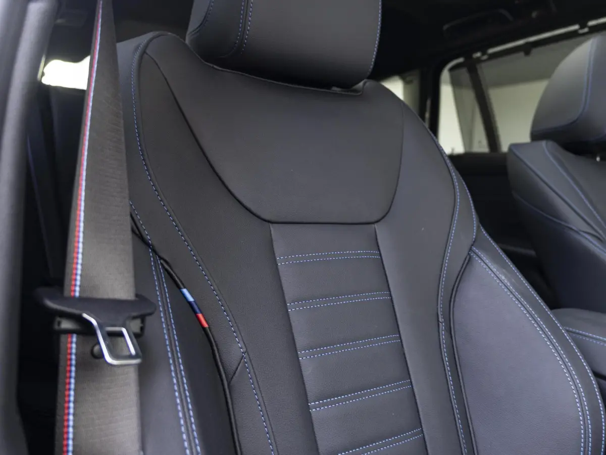 330e | M Sportpakket Pro | Innovation Pack | 19 inch | Stuurwielrand verwarmd | Glazen panoramadak | Trekhaak | Adaptive Cruise Control | Parking Assistant Plus