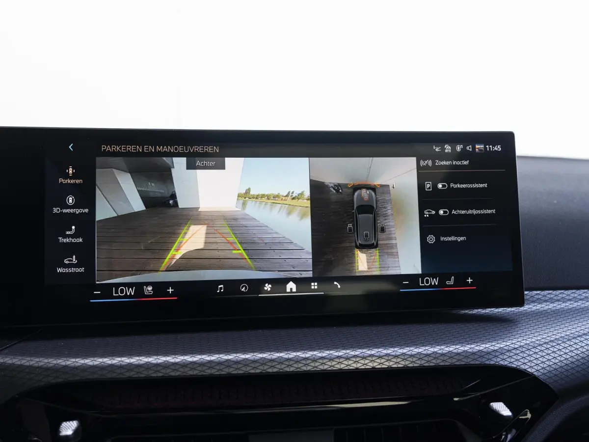 330e | M Sportpakket Pro | Innovation Pack | 19 inch | Stuurwielrand verwarmd | Glazen panoramadak | Trekhaak | Adaptive Cruise Control | Parking Assistant Plus