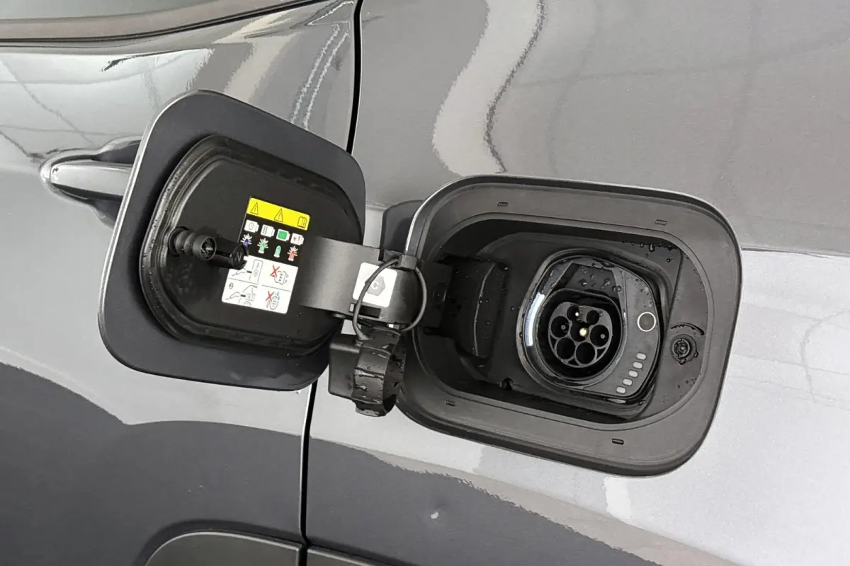 4xe 190 Plug-in Hybrid Altitude 360 Camera Winter Pakket