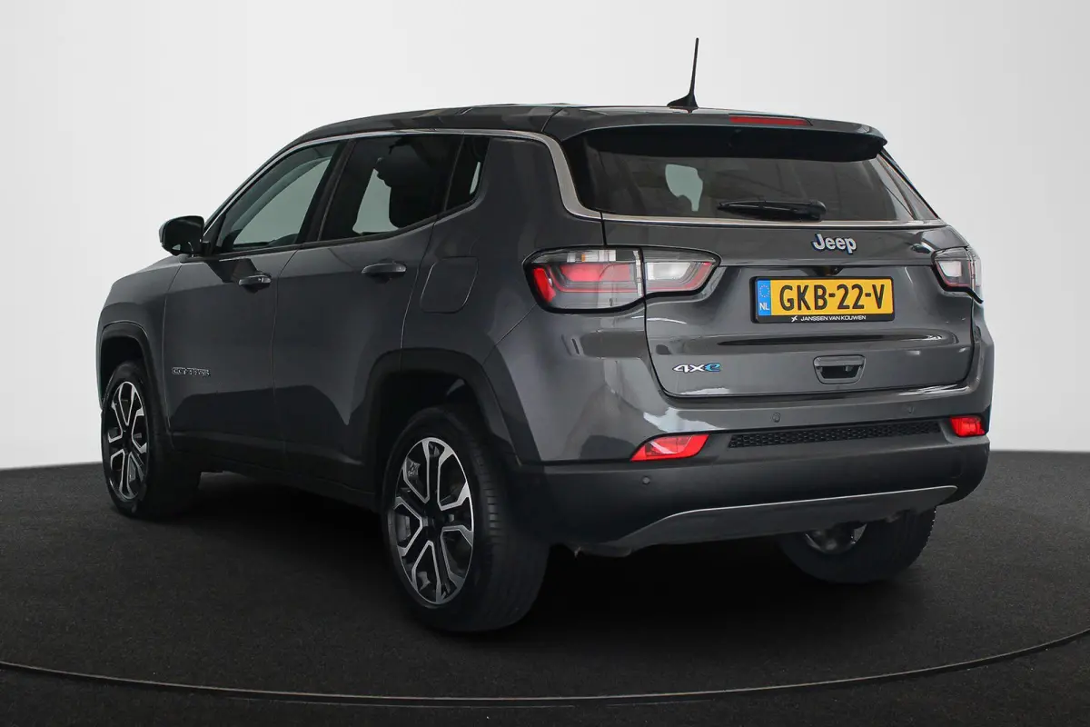 4xe 190 Plug-in Hybrid Altitude 360 Camera Winter Pakket