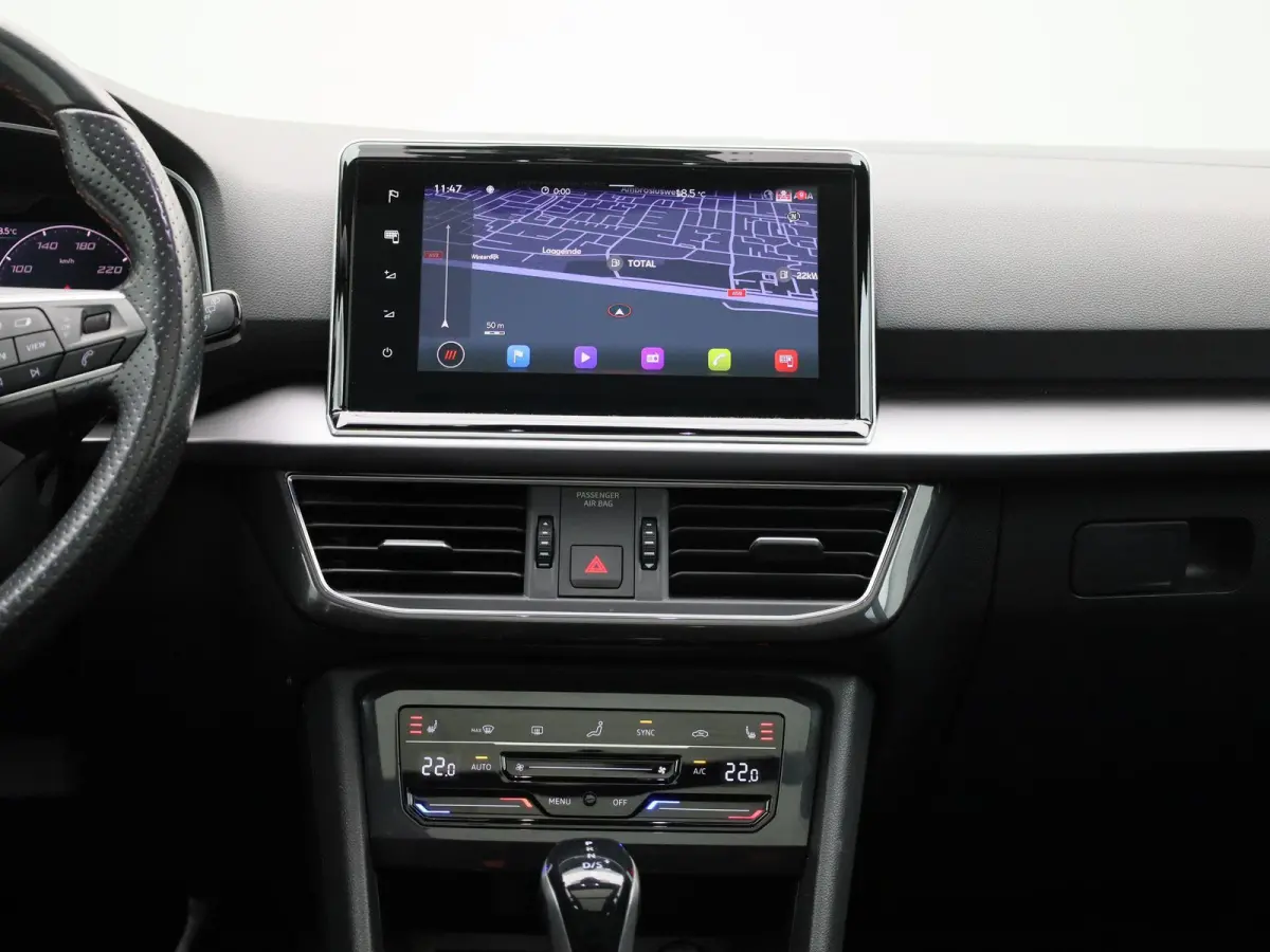 1.5 TSI FR Business Intense | PANORAMADAK | CLIMATE CONTROL | STOELVERWARMING | NAVIGATIE | CAMERA | DIGITAAL DASHBOARD | APPLE CARPLAY | MEMORY STOELEN |