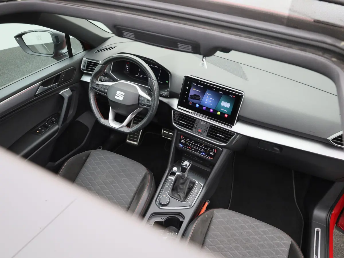 1.5 TSI FR Business Intense | PANORAMADAK | CLIMATE CONTROL | STOELVERWARMING | NAVIGATIE | CAMERA | DIGITAAL DASHBOARD | APPLE CARPLAY | MEMORY STOELEN |