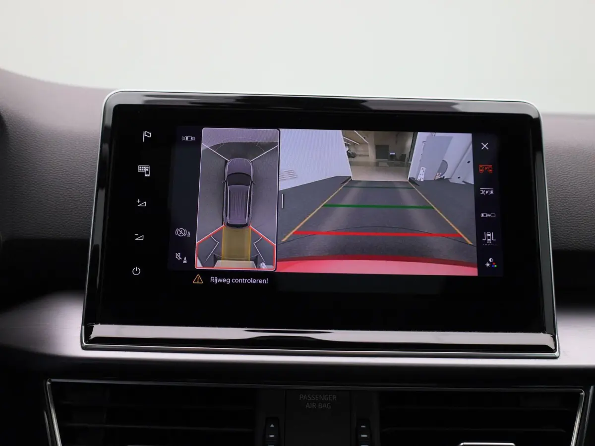 1.5 TSI FR Business Intense | PANORAMADAK | CLIMATE CONTROL | STOELVERWARMING | NAVIGATIE | CAMERA | DIGITAAL DASHBOARD | APPLE CARPLAY | MEMORY STOELEN |