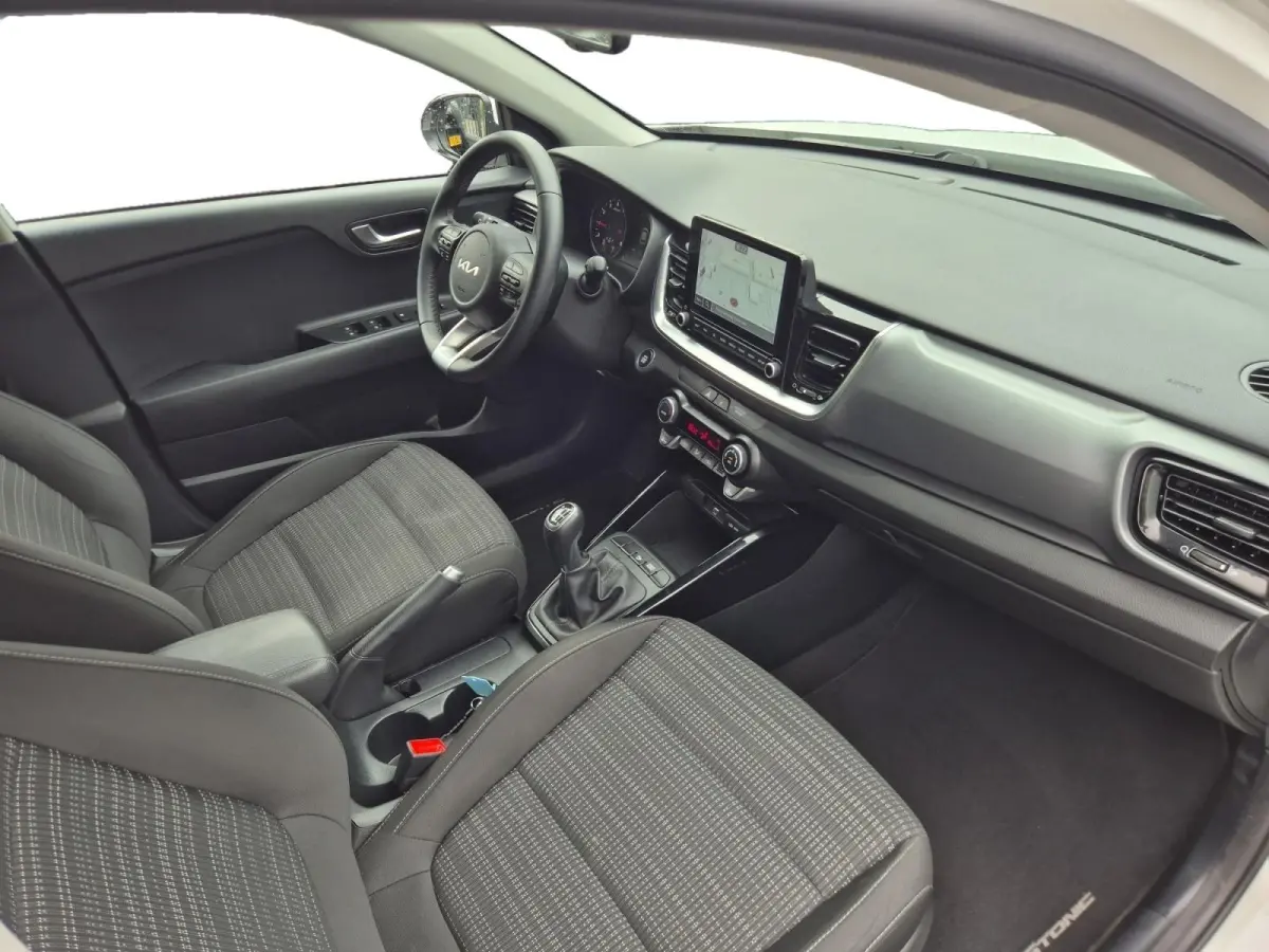 1.0 T-GDi MHEV DynamicPlusLine | Cruise Control | Climate Control | Navigatie | LM Velgen | Camera | Privacy Glass |