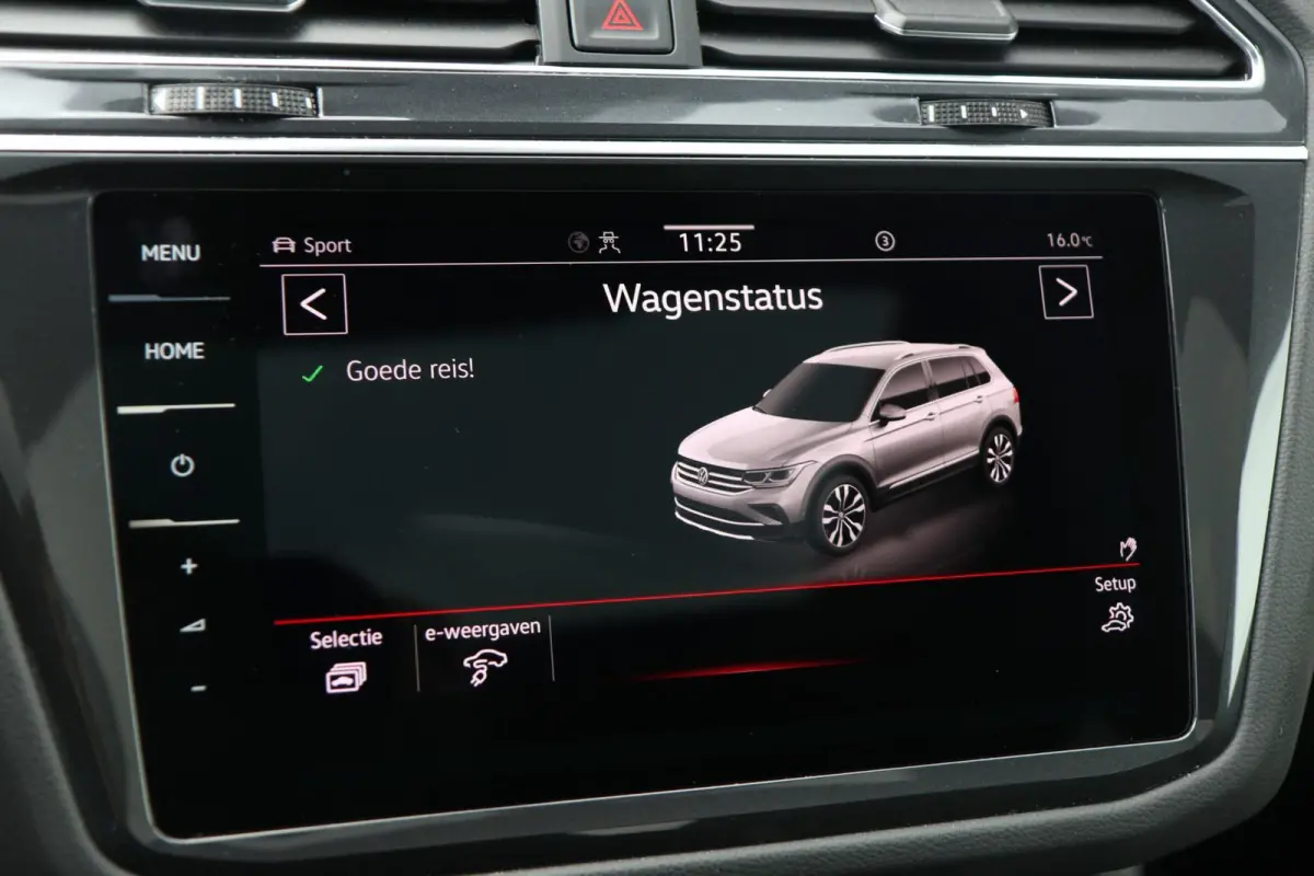 1.4 TSI eHybrid 245pk R-Line Business+ | SoH 90% | Panoramadak | Trekhaak | Achteruitrijcamera | Stoelverwarming | Head-up Display | Black Style