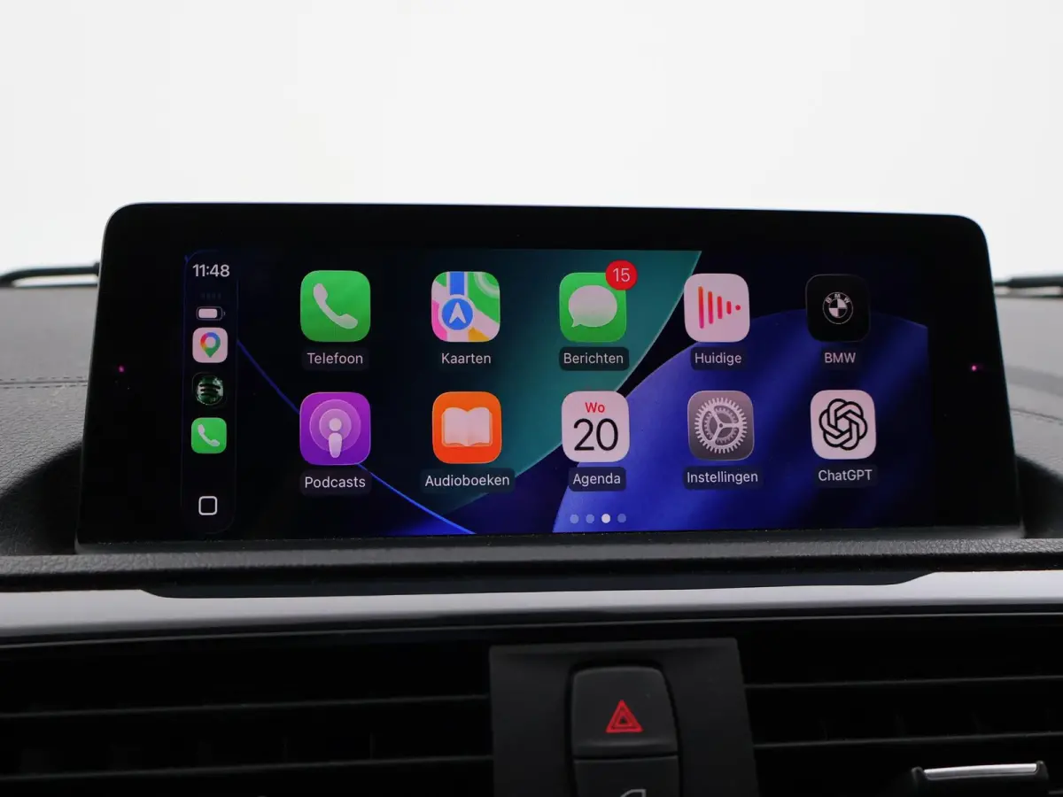 120i 184 PK H.E. LUXURY AUT. + DRAADLOZE CARPLAY | LEDER | STOELVERW. | AFN. TREKHAAK