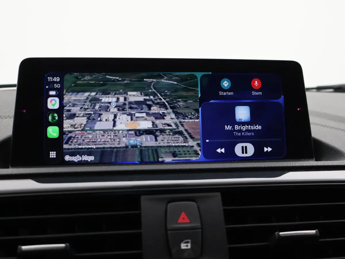 120i 184 PK H.E. LUXURY AUT. + DRAADLOZE CARPLAY | LEDER | STOELVERW. | AFN. TREKHAAK
