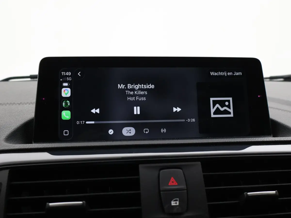 120i 184 PK H.E. LUXURY AUT. + DRAADLOZE CARPLAY | LEDER | STOELVERW. | AFN. TREKHAAK