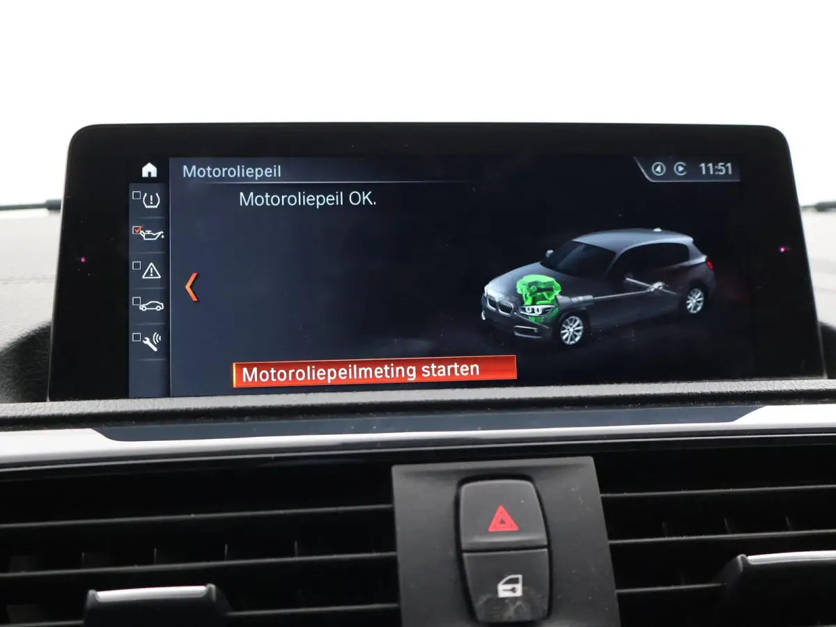 120i 184 PK H.E. LUXURY AUT. + DRAADLOZE CARPLAY | LEDER | STOELVERW. | AFN. TREKHAAK