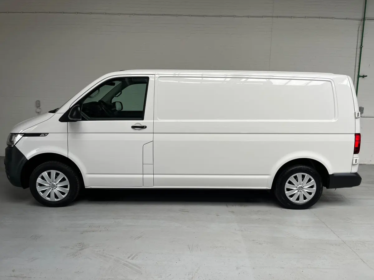 Automaat DSG Servicewagen 2.0 TDI 150pk L2H1 3Persoons Sortimo Inrichting, Airco, Navigatie, RIJKLAARPRIJS!