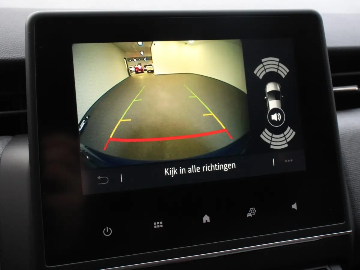 1.6 HEV Automaat Intense DEMO ! Navigatie Apple Carplay Android Auto Camera Climate Control Cruise Control Lichtmetalen velgen Extra Getint Glas Digitale Cockpit
