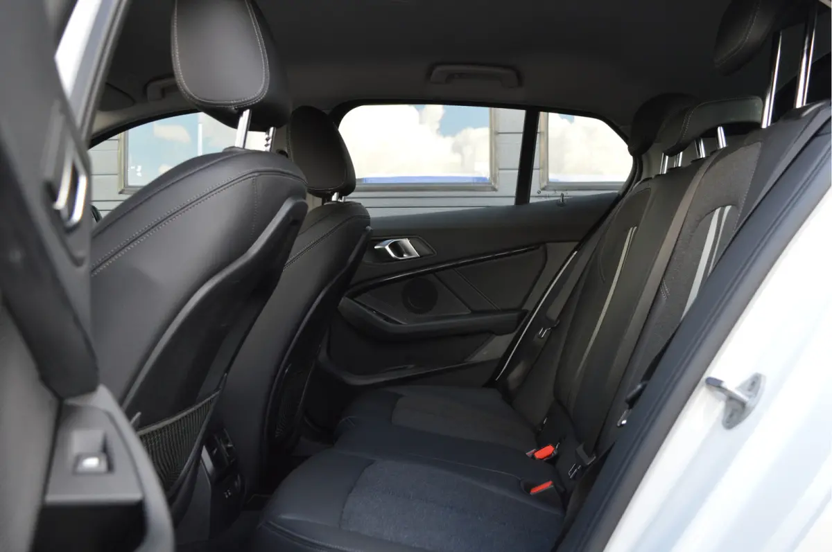 118i Executive Edition Sport Line
