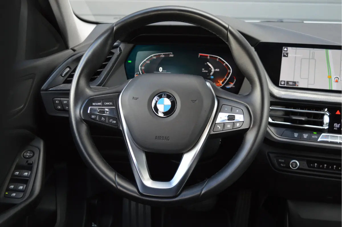 118i Executive Edition Sport Line