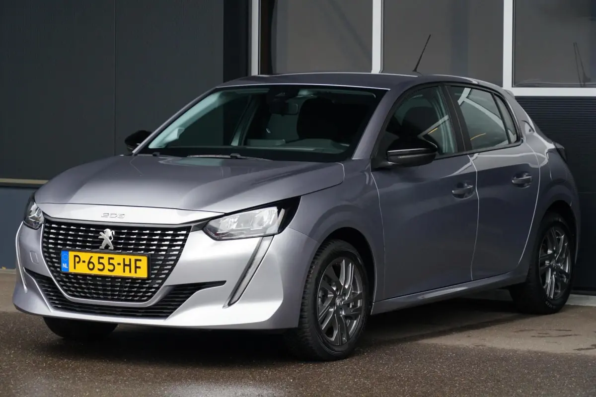 1.2 PureTech Active Pack, NL, PDC, CarPlay, LED, L.M.