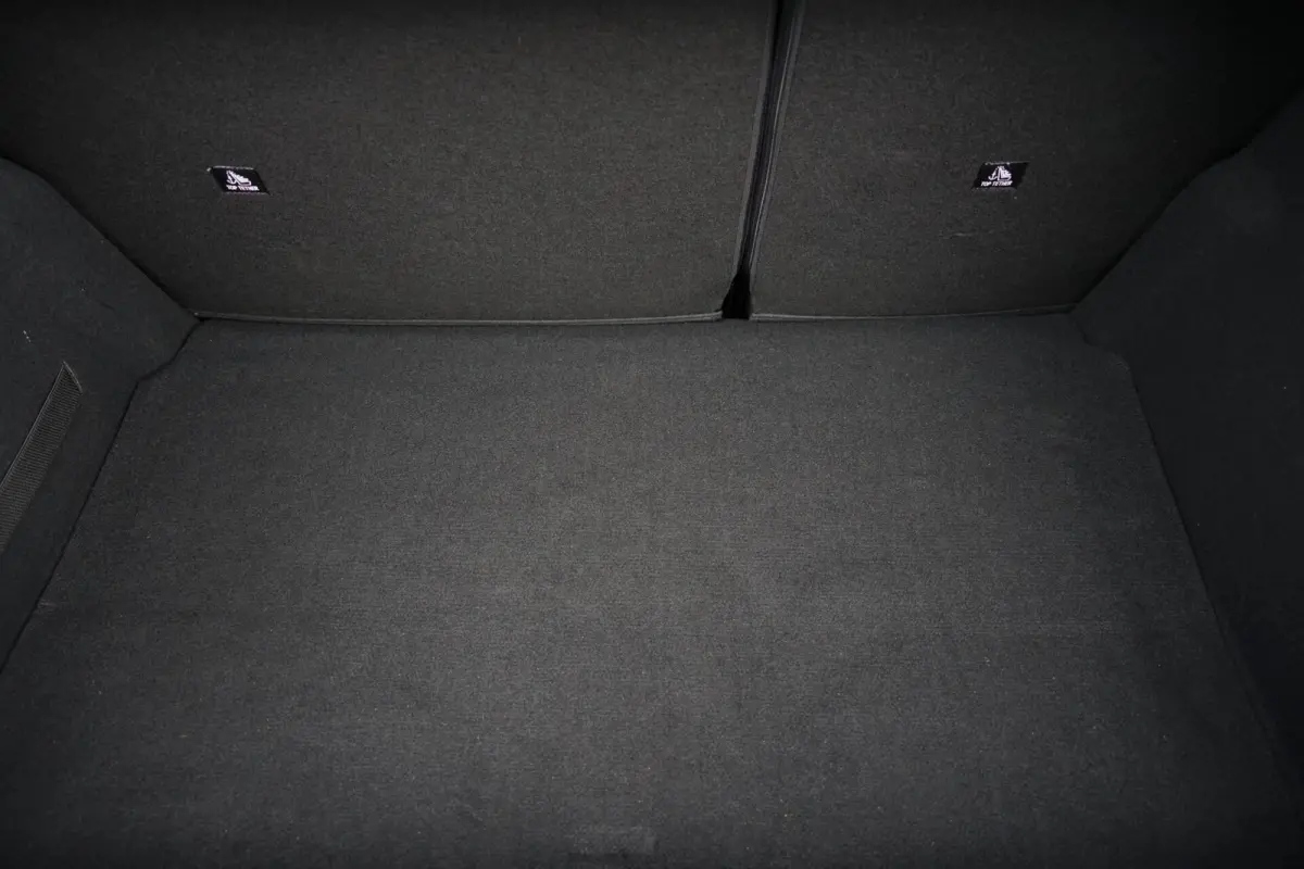 1.2 PureTech Active Pack, NL, PDC, CarPlay, LED, L.M.