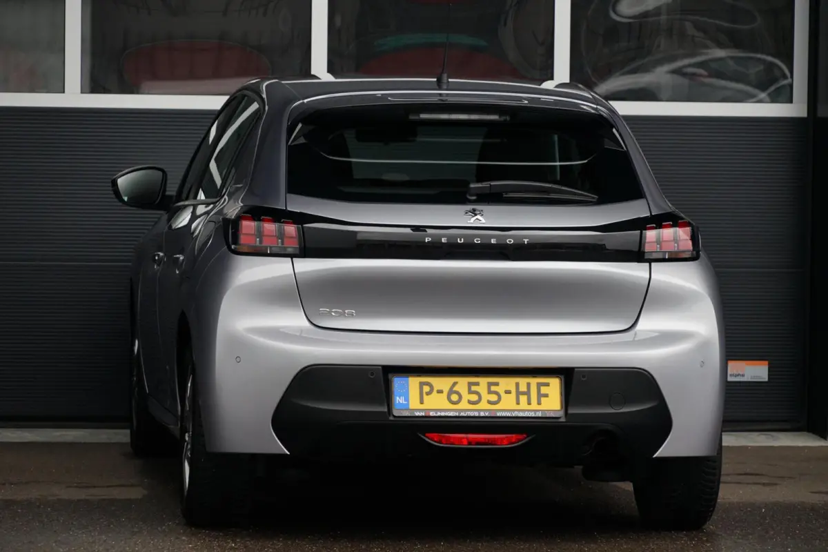 1.2 PureTech Active Pack, NL, PDC, CarPlay, LED, L.M.