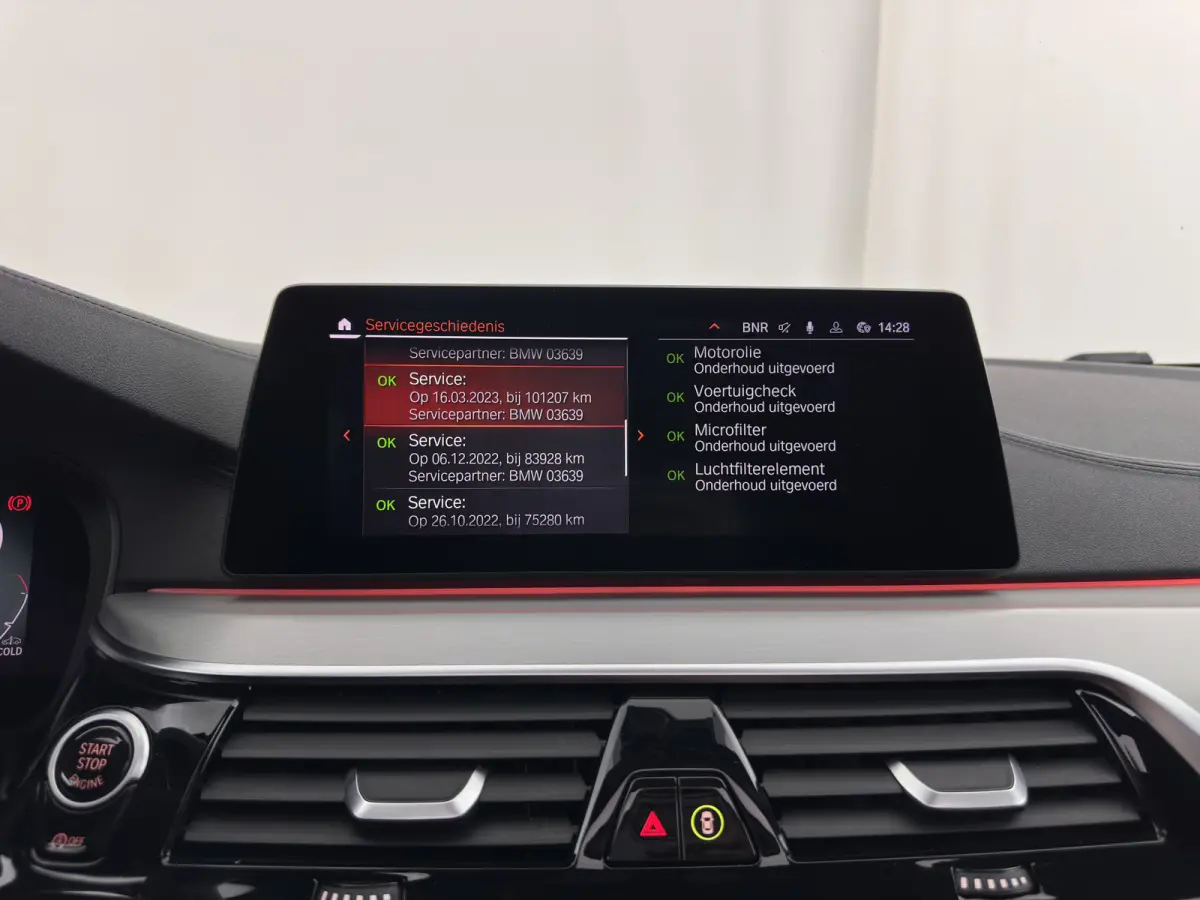 M550d xDrive M-Sport-Styling High Executive Aut. *PANO | LEATHER | LASER-LED | BLINDSPOT | MEMORY-PACK | HARMAN/KARDON |  DIGI-COCKPIT | AMBIENTLIGHT | SHIFTPADDLES | HEAD-UP | ADAPTIVE-CRUI