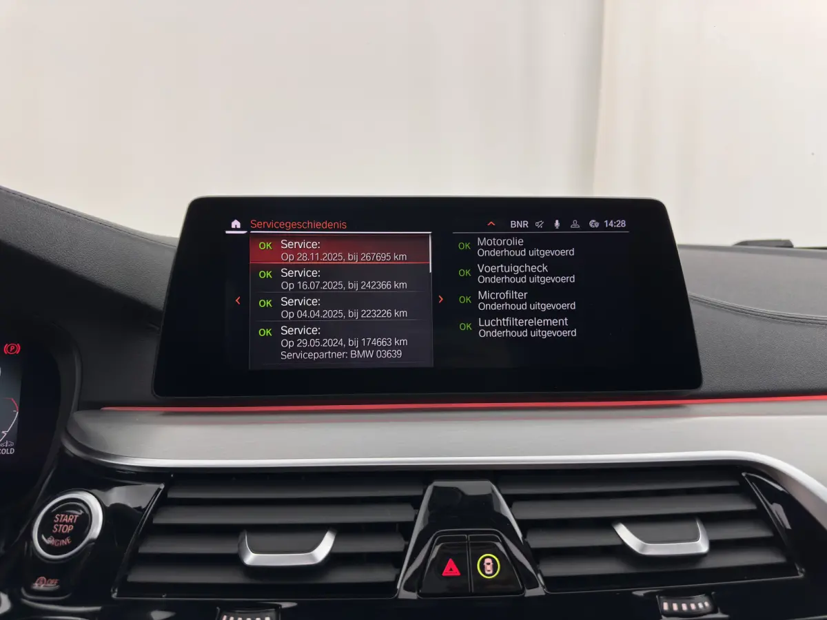 M550d xDrive M-Sport-Styling High Executive Aut. *PANO | LEATHER | LASER-LED | BLINDSPOT | MEMORY-PACK | HARMAN/KARDON |  DIGI-COCKPIT | AMBIENTLIGHT | SHIFTPADDLES | HEAD-UP | ADAPTIVE-CRUI