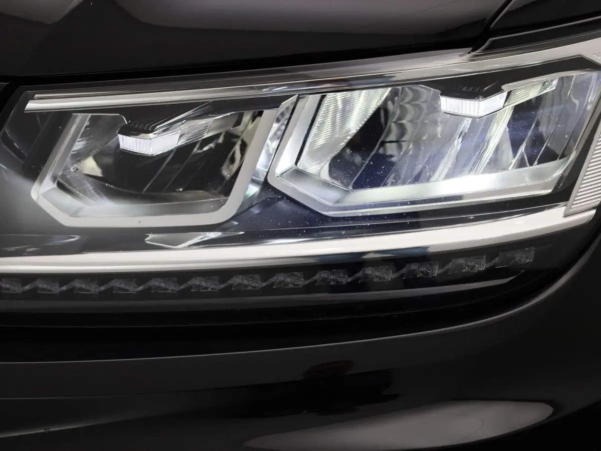 1.5 TSI ACT Highline Business R | 150 PK | Automaat | Automatische Airco | Navigatie | Parkeercamera | Parkeersensoren | Stoelverwarming