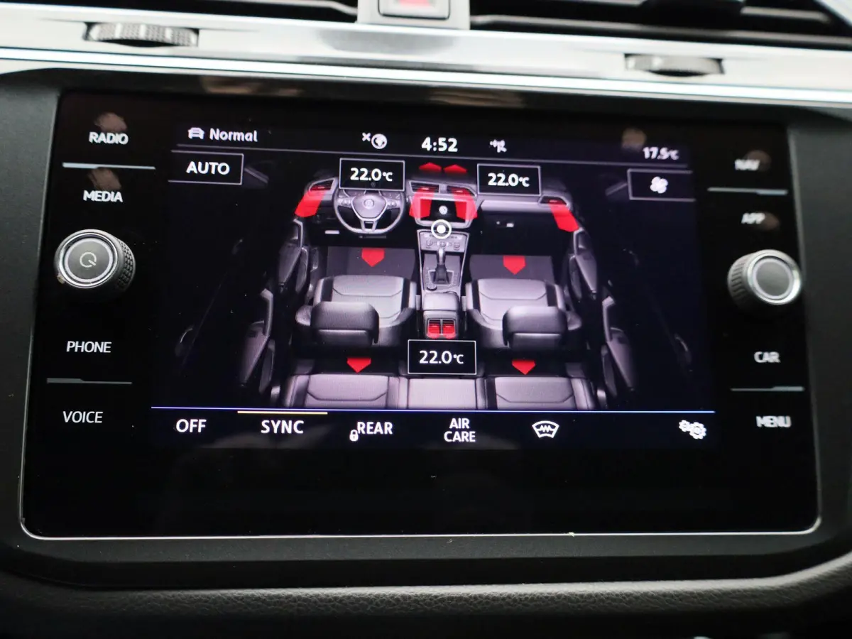 1.5 TSI ACT Highline Business R | 150 PK | Automaat | Automatische Airco | Navigatie | Parkeercamera | Parkeersensoren | Stoelverwarming