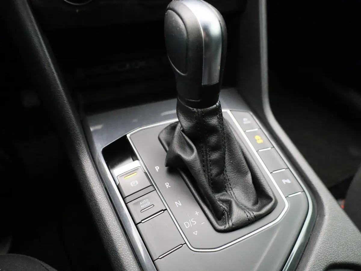 1.5 TSI ACT Highline Business R | 150 PK | Automaat | Automatische Airco | Navigatie | Parkeercamera | Parkeersensoren | Stoelverwarming