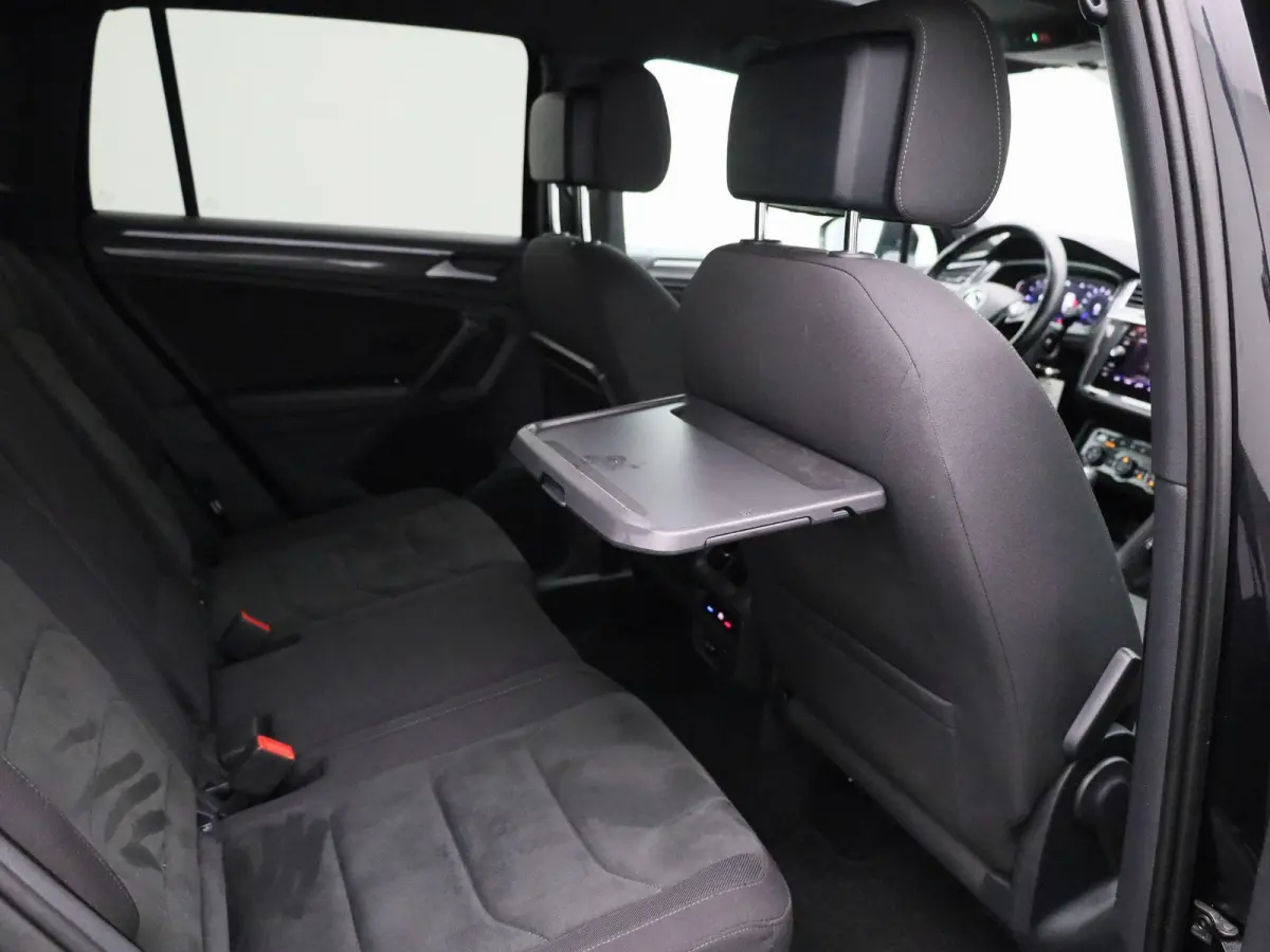 1.5 TSI ACT Highline Business R | 150 PK | Automaat | Automatische Airco | Navigatie | Parkeercamera | Parkeersensoren | Stoelverwarming