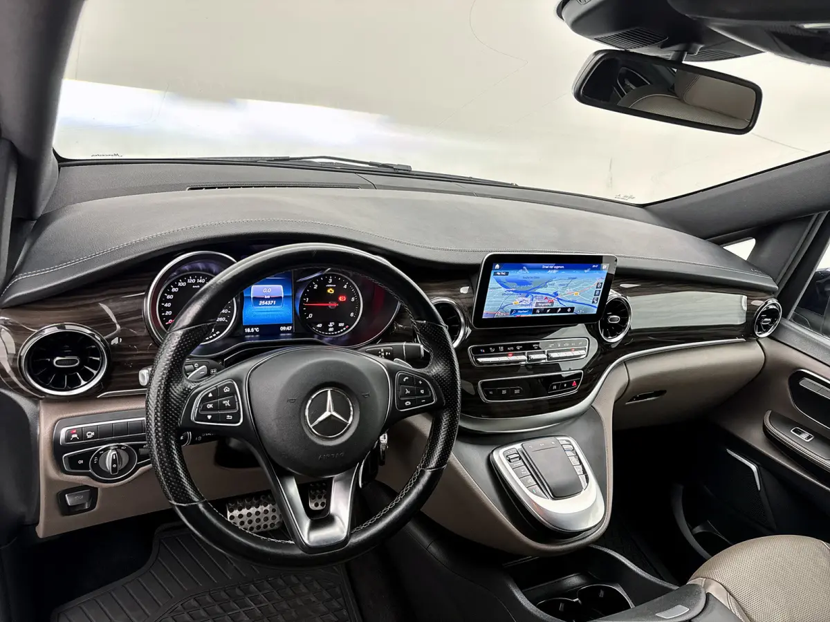 250d AMG Line Burmester Nappa leder Enkele cabine Stoelventilatie + verwarming Navigatie Distronic