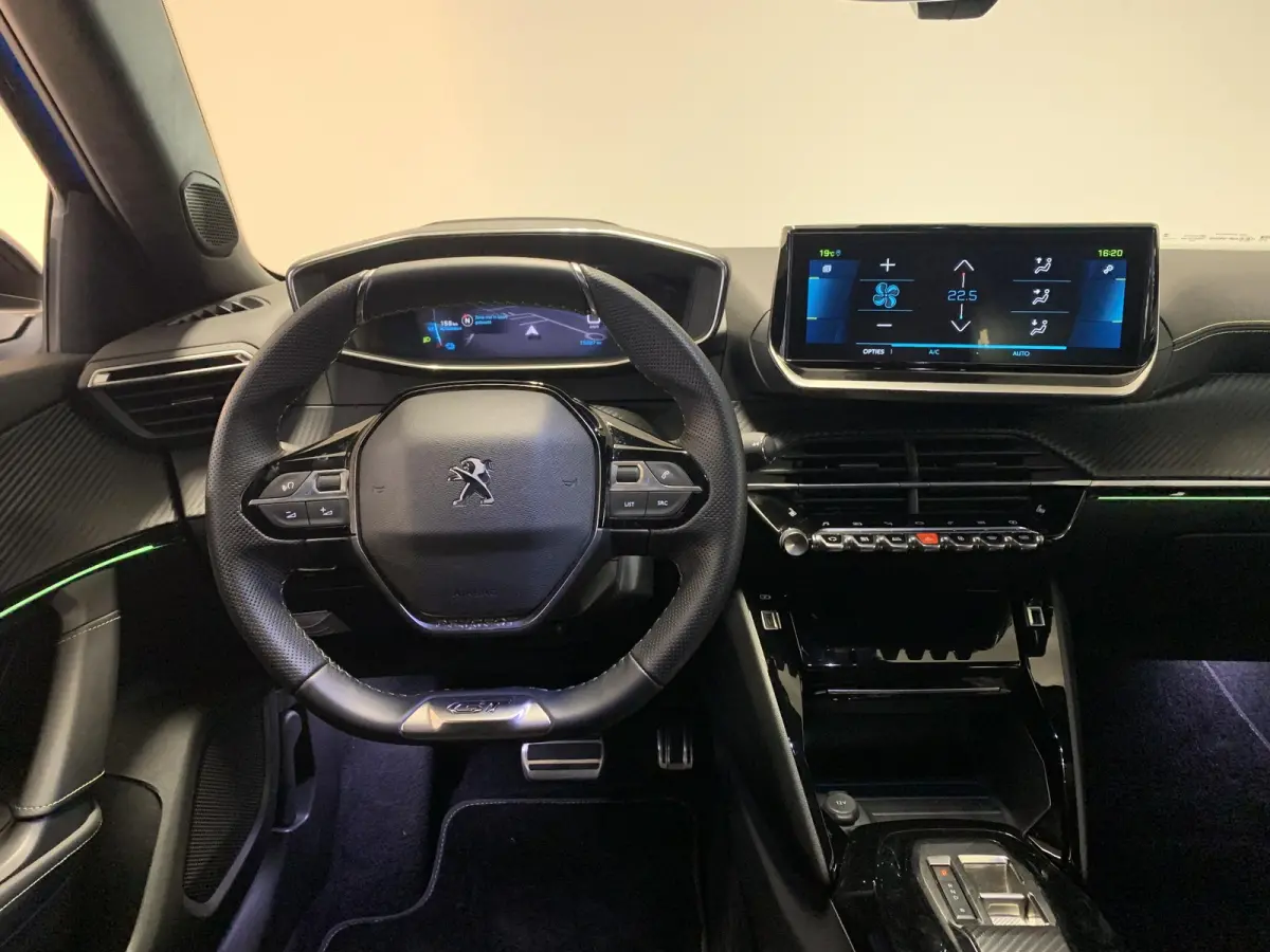 EV GT 50kWh 136pk 3-FASE SOH 99,8% | Alcantara | Navigatie | Elektrisch verstelbaar bestuurdersstoel | Stoelverwarming | Warmtepomp | Achteruitrijcamera | Keyless Entry |