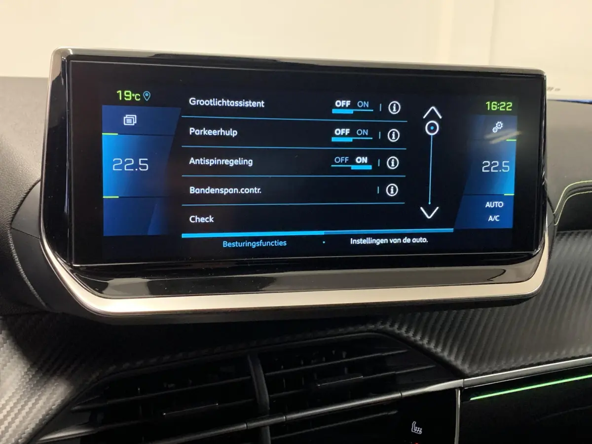 EV GT 50kWh 136pk 3-FASE SOH 99,8% | Alcantara | Navigatie | Elektrisch verstelbaar bestuurdersstoel | Stoelverwarming | Warmtepomp | Achteruitrijcamera | Keyless Entry |